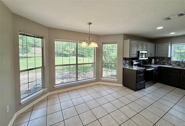Building Photo - 181 Mamalu Dr
