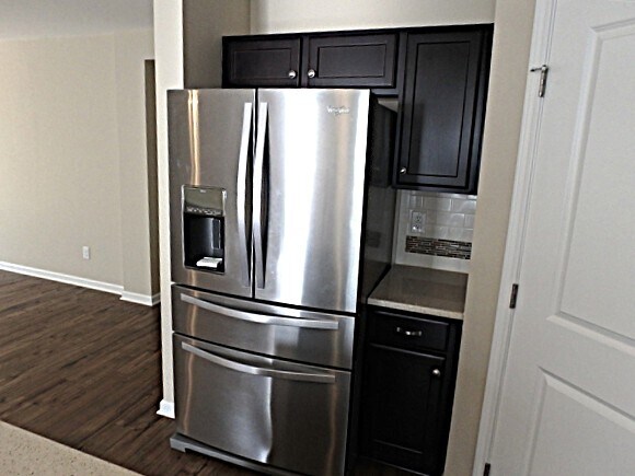 Building Photo - 248 Rolling Meadows Dr