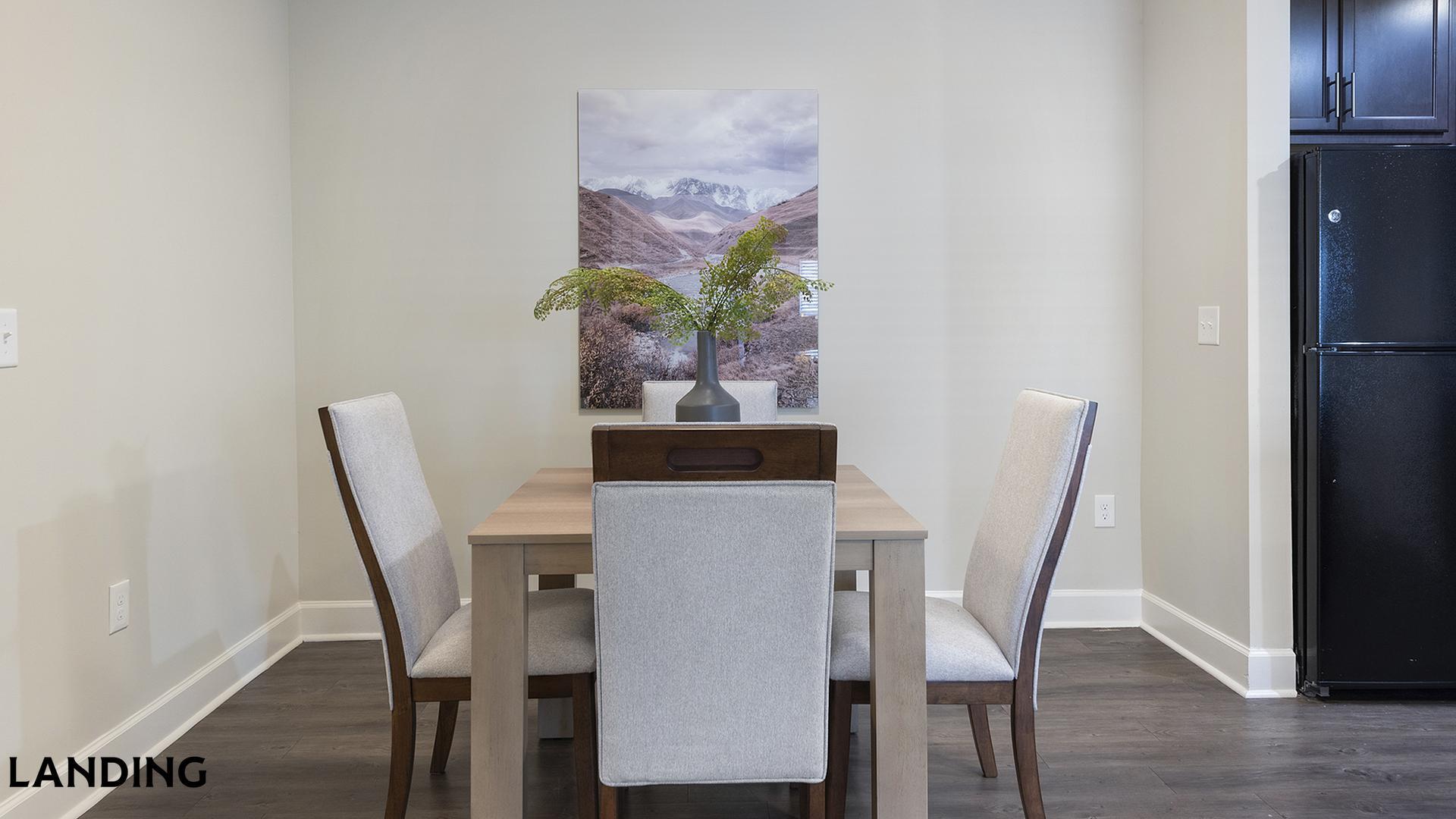 Building Photo - 3000 Daventry Cir