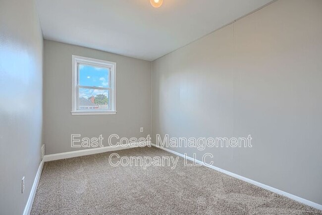 Building Photo - 2230 Coralthorn Rd