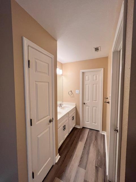 Building Photo - 13330 Water Oak Ln