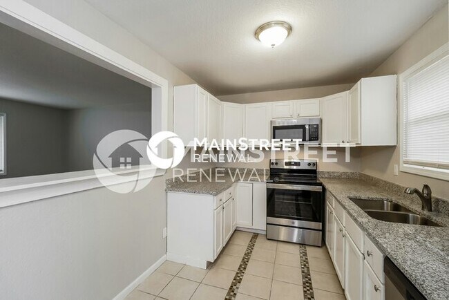 Building Photo - 3 Bedroom Pet-Friendly Home in Grandview, ...