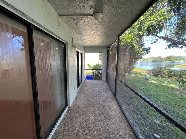 Building Photo - 89 Buxton Ln
