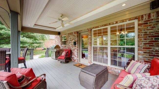 Building Photo - Amazing Home Prospect Kentucky For Rent