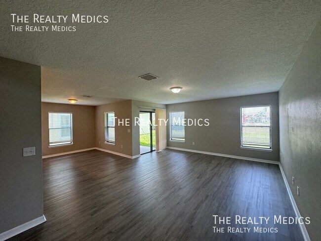 Building Photo - 2148 Ontario Way