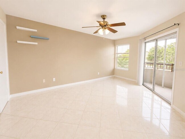 Building Photo - 2323 Feather Sound Dr