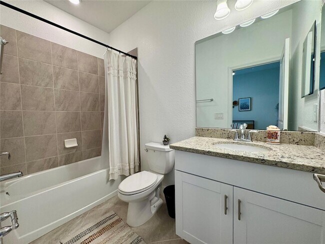 Building Photo - 17876 Woodland Ct