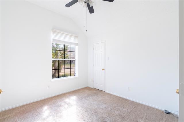 Building Photo - 904 Westminister Ave