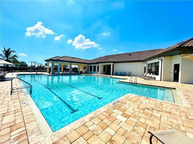 Building Photo - 14297 Oviedo Pl
