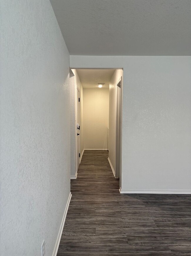Building Photo - Beautiful Renovated Home in Bridgewood
