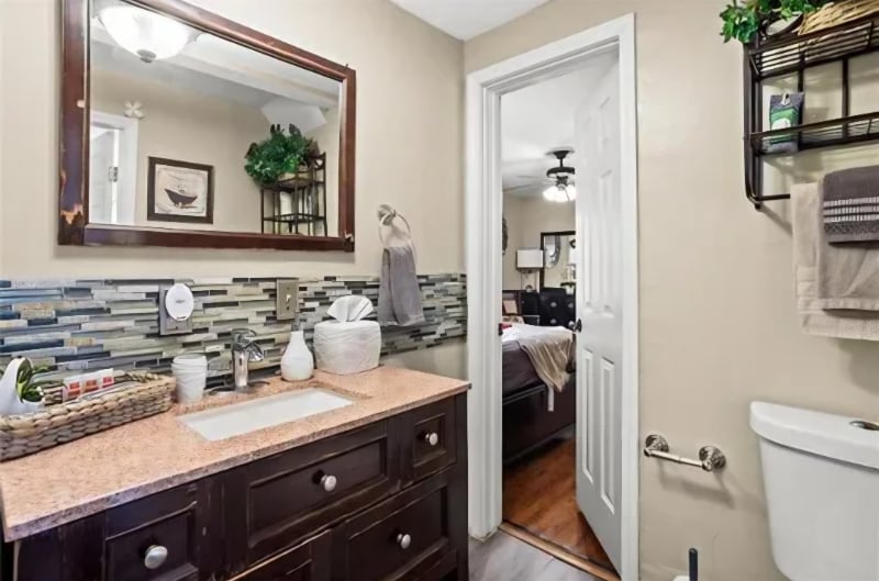 Building Photo - 953 Garibaldi St SW