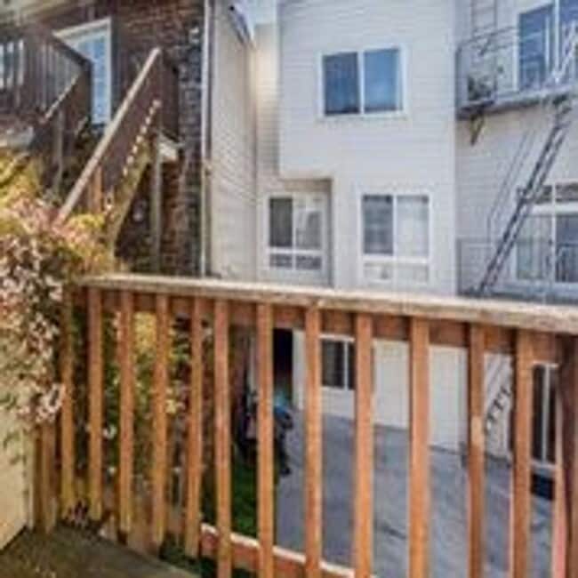 Building Photo - RC - 244-246 6th Ave