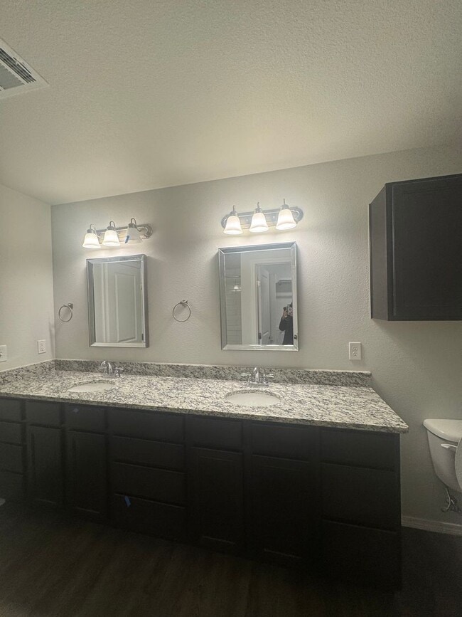 Building Photo - New build "Be the 1st to live THERE" 3/2/2 CISD 1/2 off special 1st month's rent