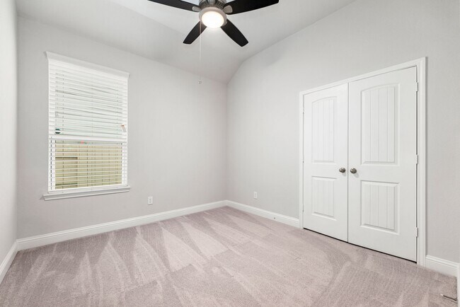 Building Photo - 6442 Pomegranate Blossom Dr