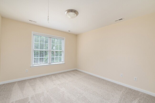 Building Photo - 3303 Ceres Rd