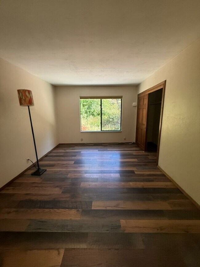 Building Photo - Showing Sunday, 8/2/2026 @ 4:30pm by Appt.  Welcome Home to Coleman Valley Rd Occidental