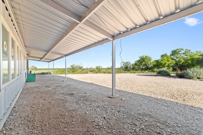 Building Photo - 970 Co Rd 256