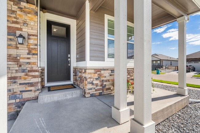 Building Photo - Beautiful New 4 Bed 3 Bath House in North ...