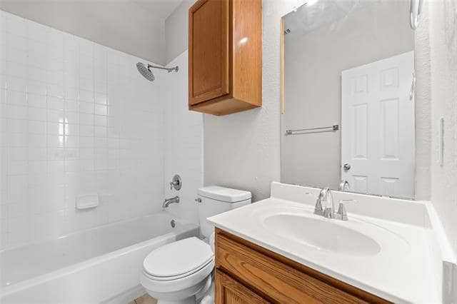 Building Photo - 1336 Kingston Pl