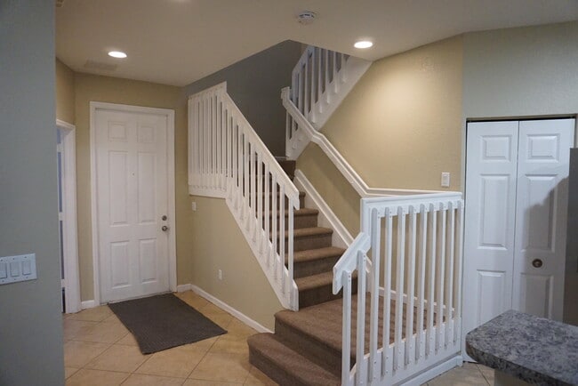Building Photo - 1108 Lucaya Dr