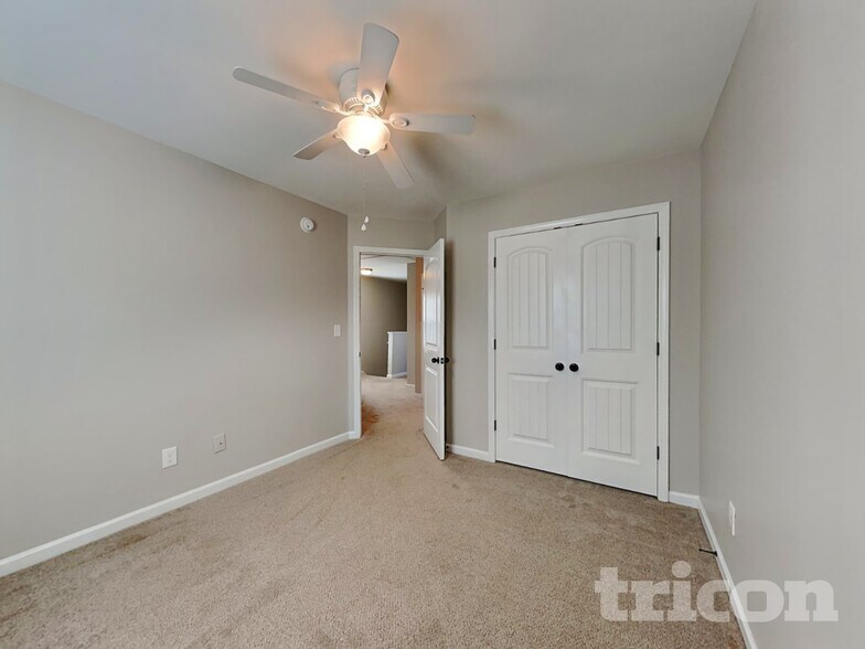 Building Photo - 70 Dropseed Ln