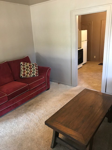 Building Photo - 408 W Luckey St