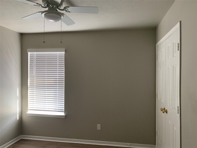 Building Photo - 3730 Lehall St