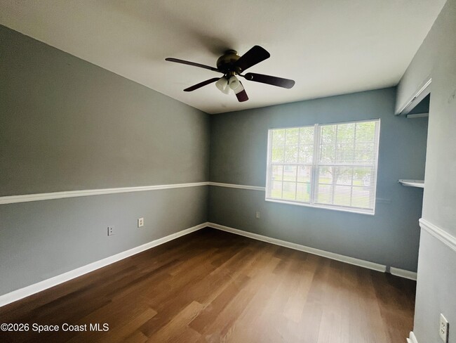 Building Photo - 217 Manth Ave