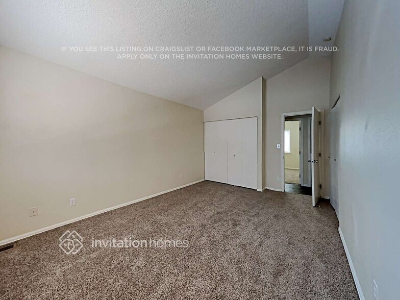 Building Photo - 3474 Foxridge Dr