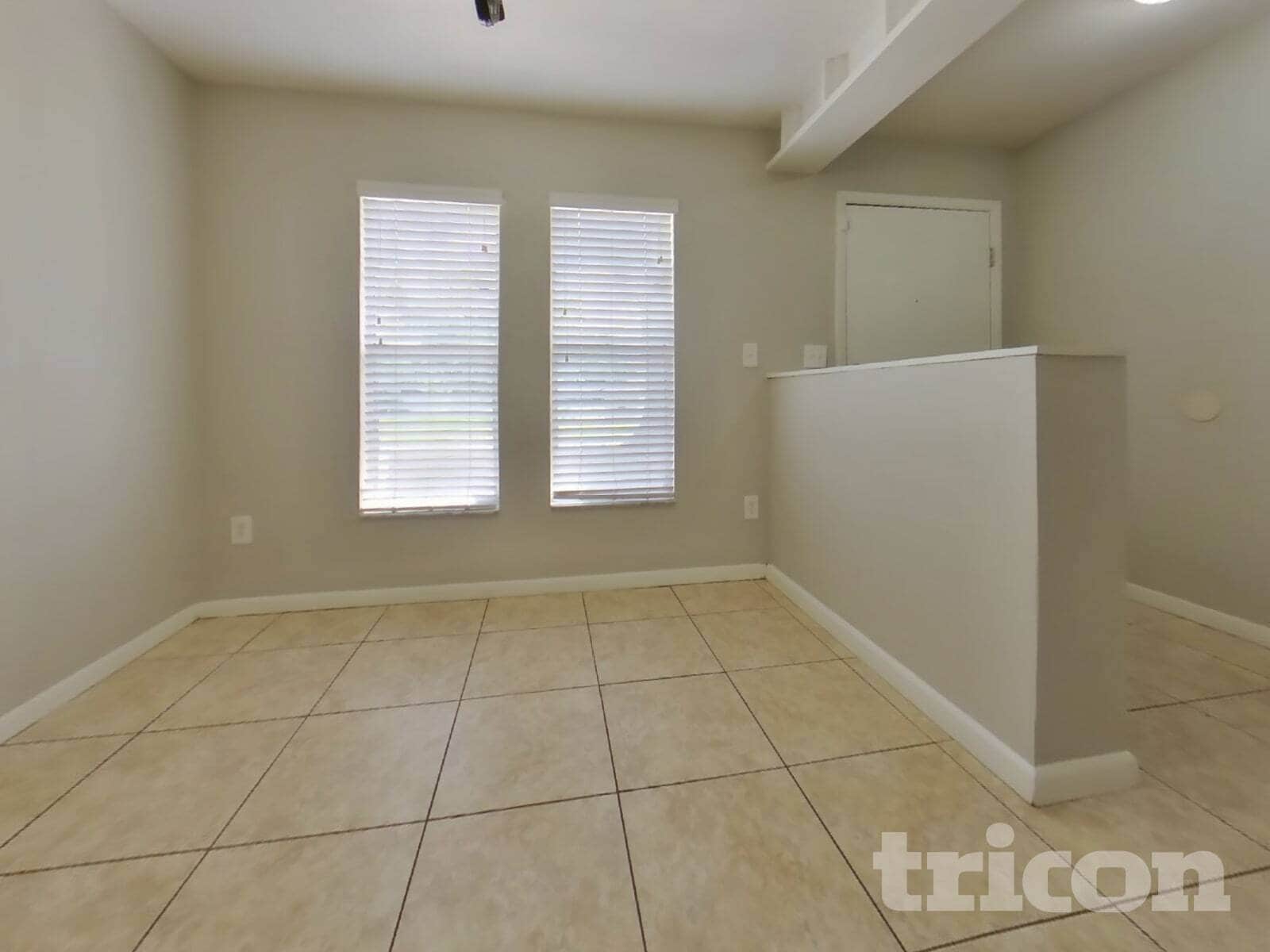 Building Photo - 802 Gullberry Ln