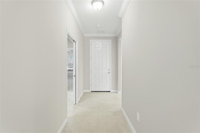 Building Photo - 12710 Sorrento Wy