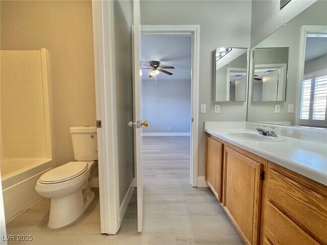 Building Photo - 4330 Spruce Grove St