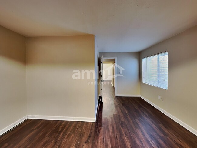 Building Photo - 4291 Threshing Dr