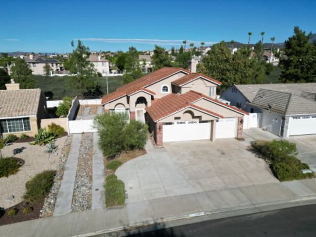 Primary Photo - 44892 Marge Pl