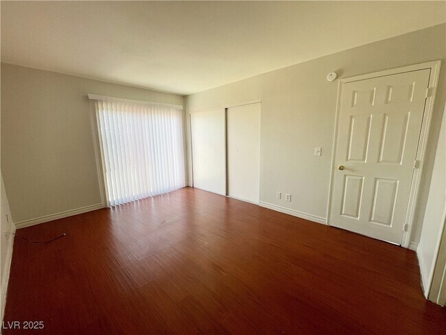 Building Photo - 5447 Retablo Ave