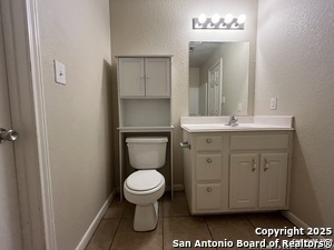 Building Photo - 11239 Country Canyon