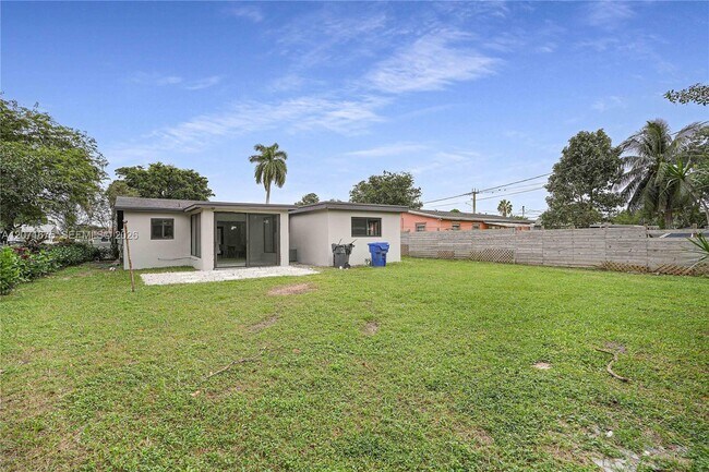 Building Photo - 2230 N 62nd Ave