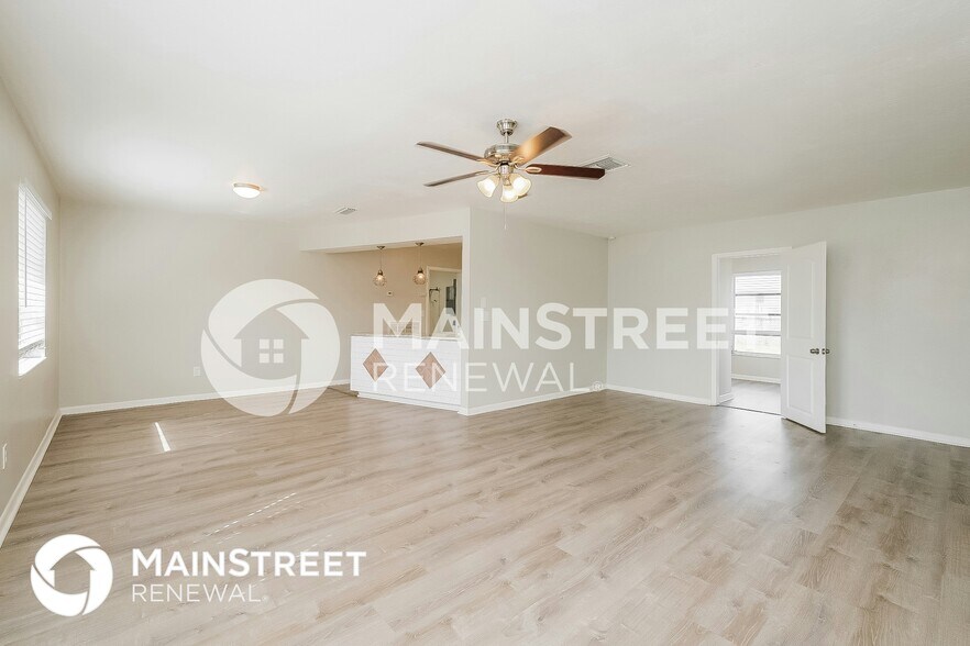 Building Photo - 7117 Cambridge St