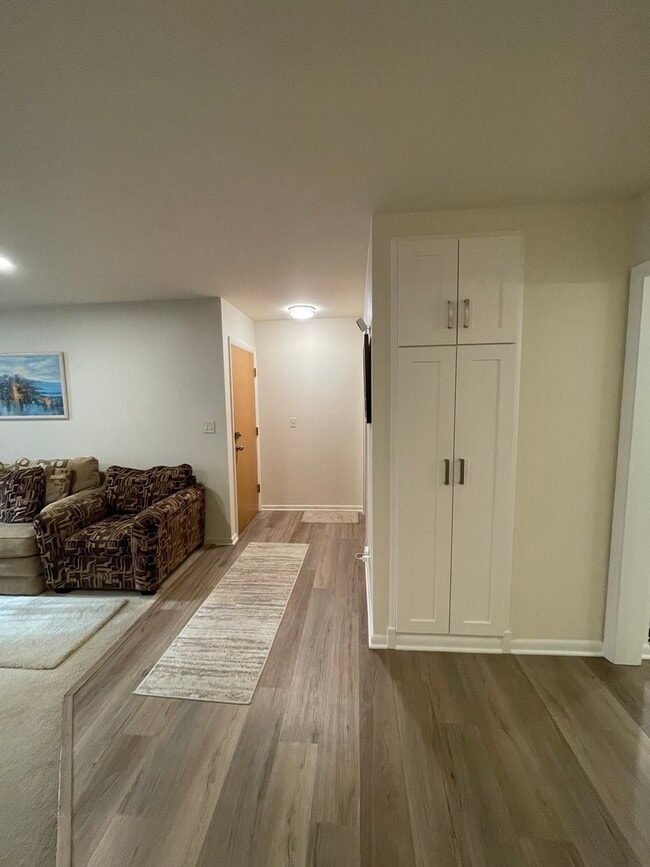 Building Photo - 8326 Christiana Ave