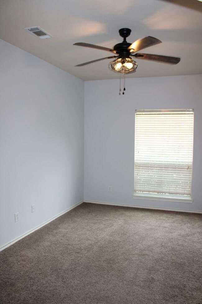 Building Photo - COMING SOON! ACCEPTING APPLICATIONS!