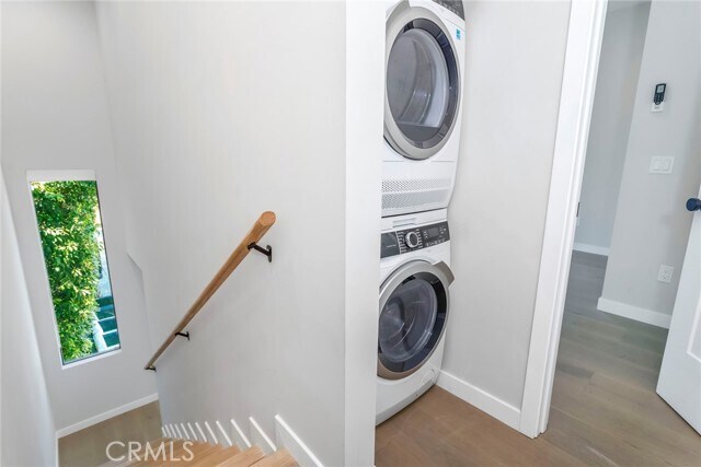 Building Photo - 1444 Stearns Dr