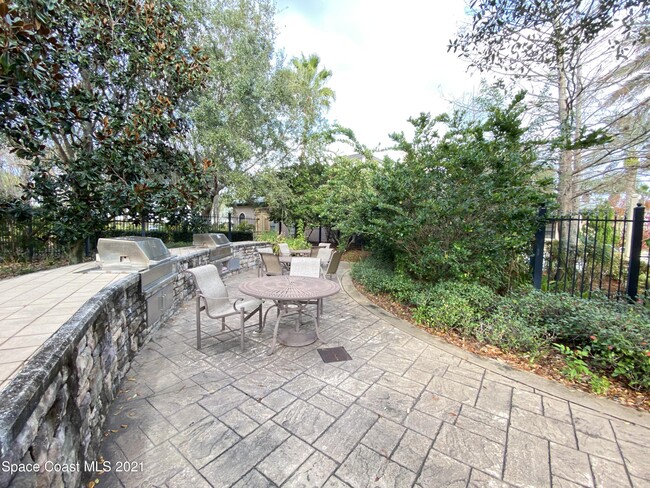 Building Photo - 6421 Borasco Dr