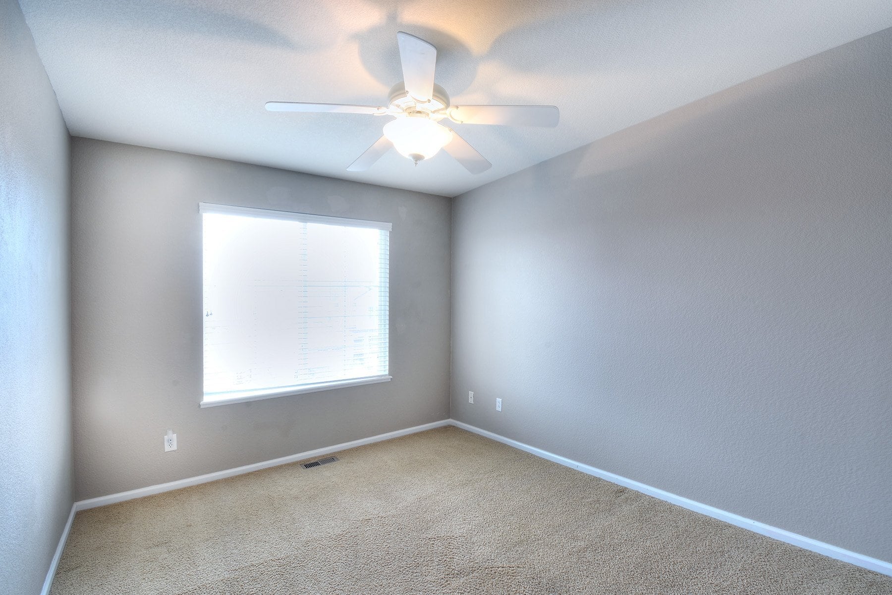 Building Photo - 9702 Beryl Dr