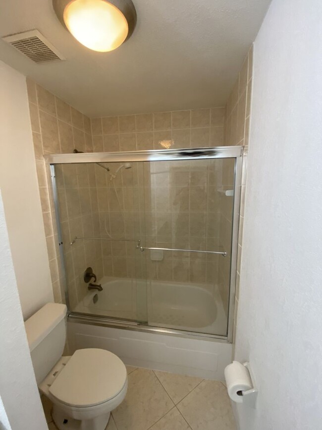 Building Photo - Spacious 2-Bedroom Apartment in Altamonte ...