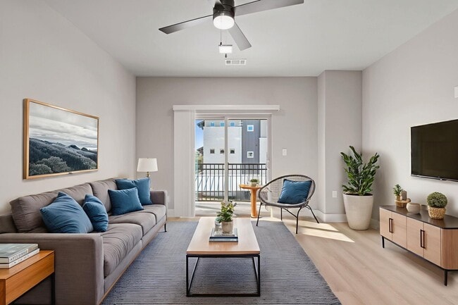 Building Photo - 1391 Max Copeland Dr