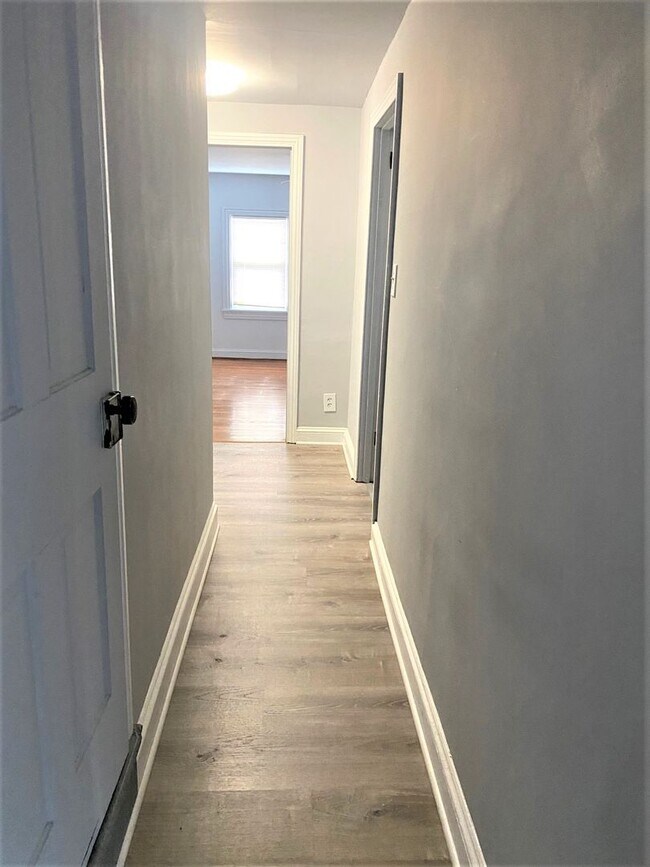 Building Photo - House for Rent in Glen Mills