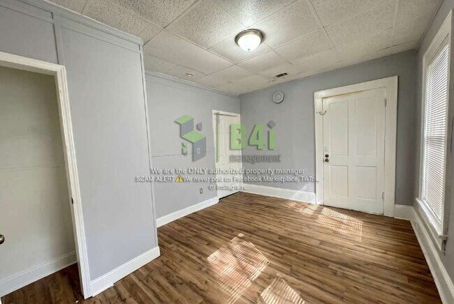 Building Photo - 1240 Rocky Creek Rd