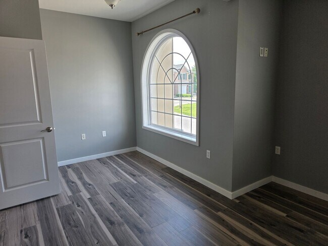 Building Photo - Wiltree Court-269