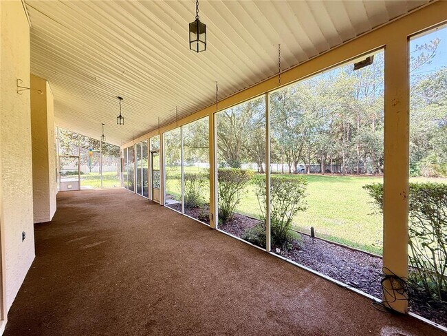 Building Photo - 124 Estates Cir