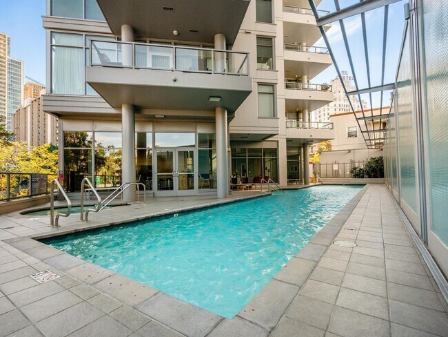 Building Photo - Furnished Aria Penthouse with Panoramic Views & Wraparound Balcony